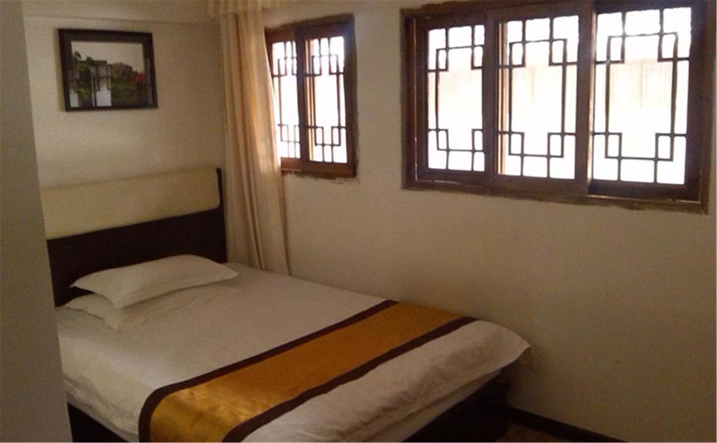 Wudangshan Yinjie Holiday Hotel Danjiangkou Oda fotoğraf