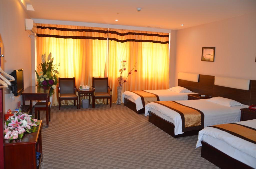 Wudangshan Yinjie Holiday Hotel Danjiangkou Oda fotoğraf